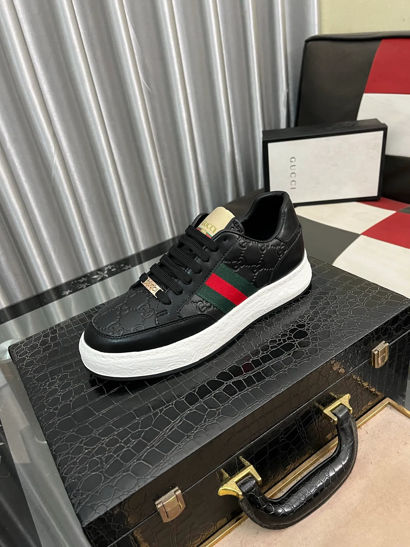Men's shoes 💰420⌚️⌚️ (GUCCI-Gucci) luxury brand sports and casual shoes, imported original material, sheepskin lining, high-end and comfortable, original outsole is light and wear-resistant! Purely handmade, details determine quality! 38-442️⃣colors available